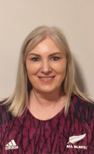 Tanya Holden Headshot